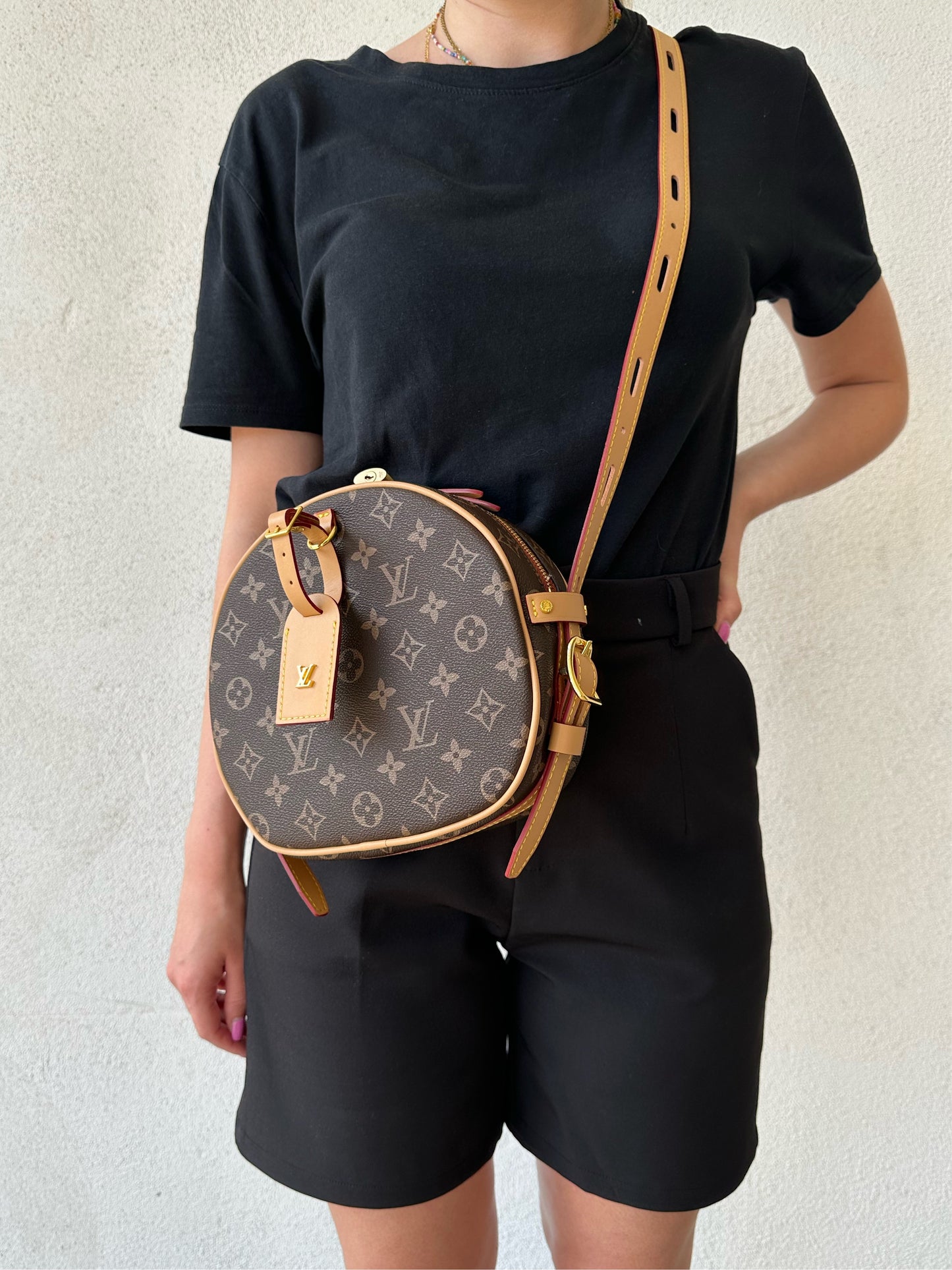 Borsa Louis Vuitton Boîte Chapeau