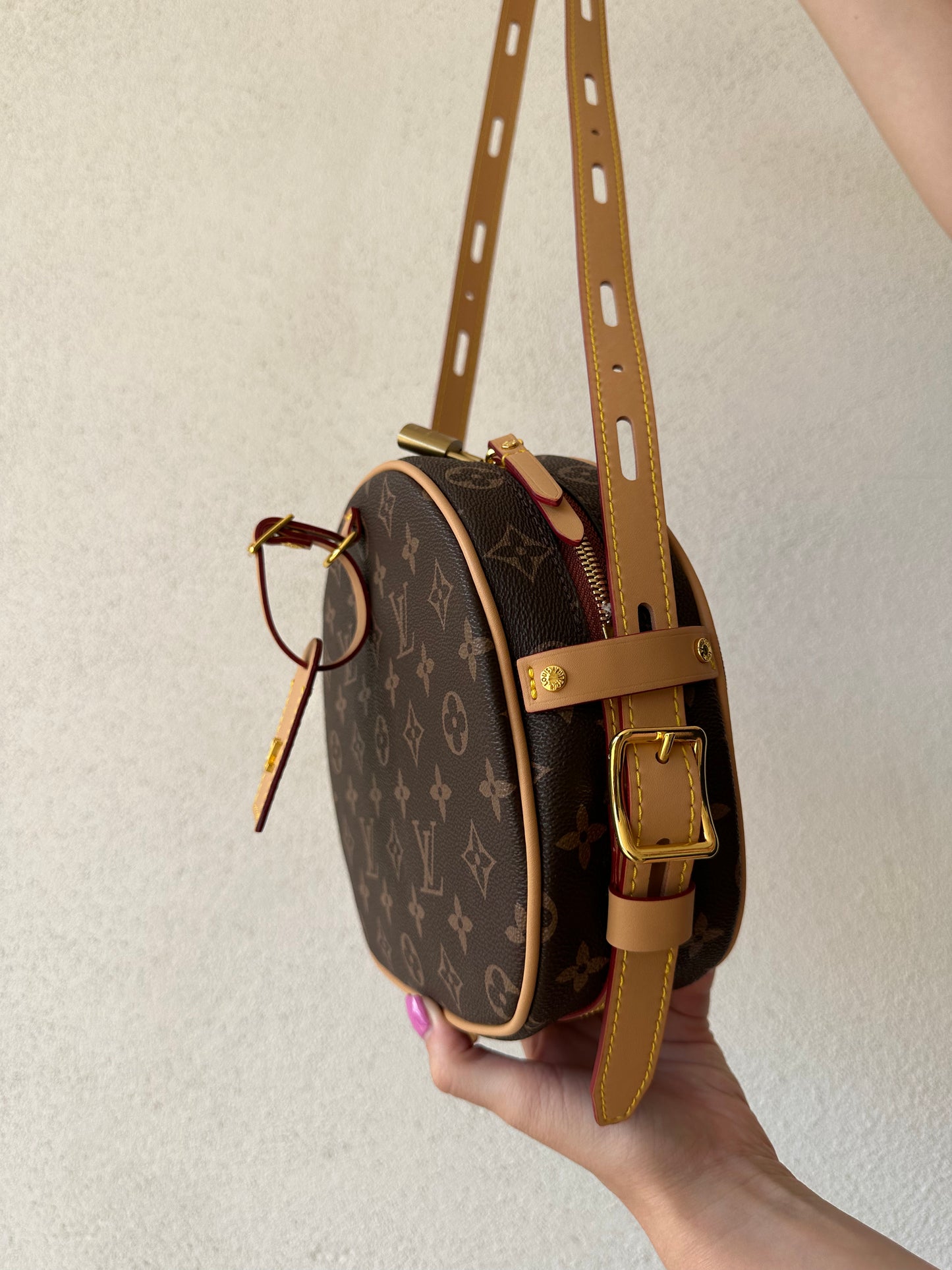 Borsa Louis Vuitton Boîte Chapeau