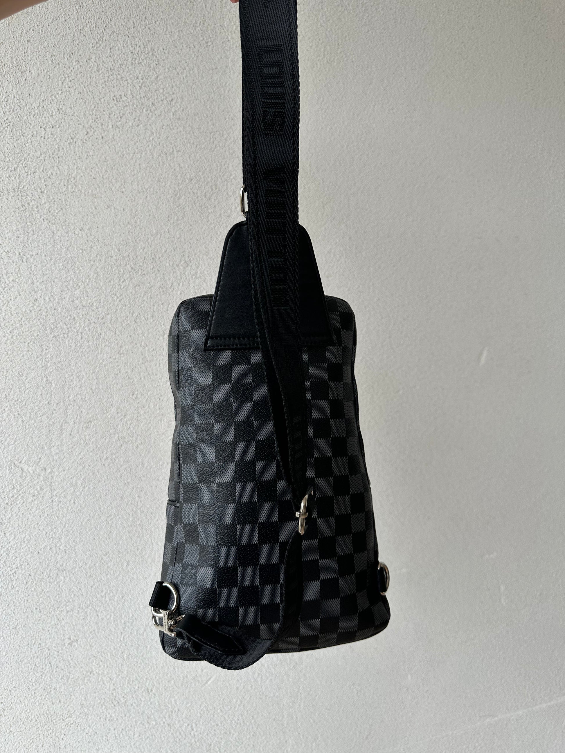 Louis Vuitton Borsa Nera Tracolla - 3 For Sale on 1stDibs